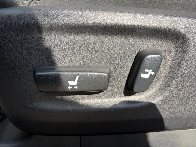 ランドクルーザープラド TX Lパッケージ マットブラックエディション ★新車ワンオーナー・サンルーフ・本革シート・シートヒーター・ALPINEナビ・ドラレコ・Bluetooth・ETC(31枚目)