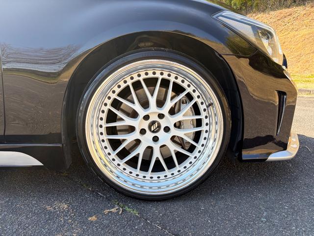 フーガ 370GT タイプS 後期型・サンルーフ・黒革シート・社外フルエアロ・WORK21インチAW・カズサスエアサス・社外リアマフラー・純正ナビ・シートヒーター・バックカメラ・ドラレコ・Bluetooth・ETC(13枚目)