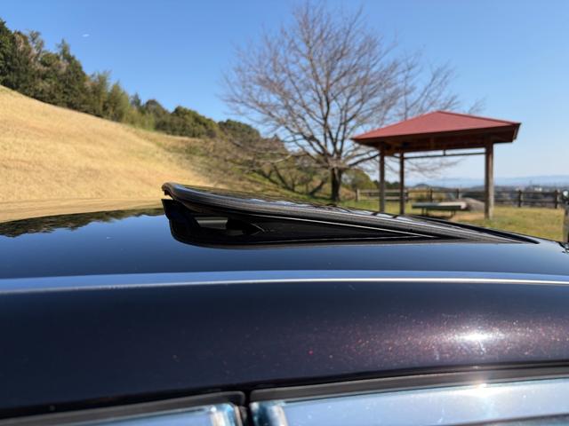 フーガ 370GT タイプS 後期型・サンルーフ・黒革シート・社外フルエアロ・WORK21インチAW・カズサスエアサス・社外リアマフラー・純正ナビ・シートヒーター・バックカメラ・ドラレコ・Bluetooth・ETC(20枚目)