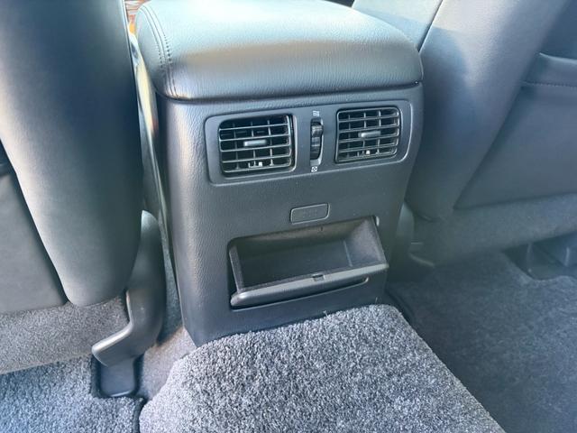 フーガ 370GT タイプS 後期型・サンルーフ・黒革シート・社外フルエアロ・WORK21インチAW・カズサスエアサス・社外リアマフラー・純正ナビ・シートヒーター・バックカメラ・ドラレコ・Bluetooth・ETC(36枚目)