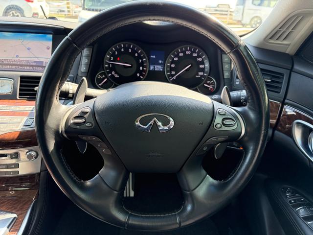 フーガ 370GT タイプS 後期型・サンルーフ・黒革シート・社外フルエアロ・WORK21インチAW・カズサスエアサス・社外リアマフラー・純正ナビ・シートヒーター・バックカメラ・ドラレコ・Bluetooth・ETC(40枚目)