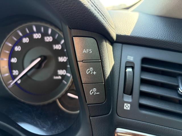 フーガ 370GT タイプS 後期型・サンルーフ・黒革シート・社外フルエアロ・WORK21インチAW・カズサスエアサス・社外リアマフラー・純正ナビ・シートヒーター・バックカメラ・ドラレコ・Bluetooth・ETC(44枚目)