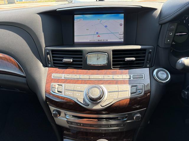 フーガ 370GT タイプS 後期型・サンルーフ・黒革シート・社外フルエアロ・WORK21インチAW・カズサスエアサス・社外リアマフラー・純正ナビ・シートヒーター・バックカメラ・ドラレコ・Bluetooth・ETC(47枚目)