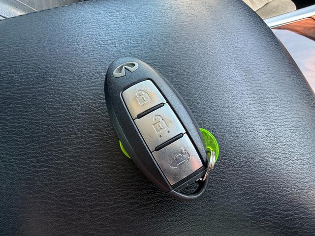 フーガ 370GT タイプS 後期型・サンルーフ・黒革シート・社外フルエアロ・WORK21インチAW・カズサスエアサス・社外リアマフラー・純正ナビ・シートヒーター・バックカメラ・ドラレコ・Bluetooth・ETC(63枚目)