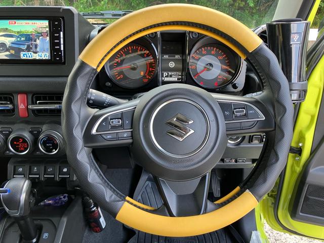 ジムニー ＸＣ　ナビ・フルセグＴＶ　Ｂｌｕｅｔｏｏｔｈ接続　レーンアシスト　ＬＥＤヘッドランプ　スマートキー　４ＷＤ　ＣＤ再生　純正マフラー有　純正グレード有　天井塗装　アルミホイール（16枚目）