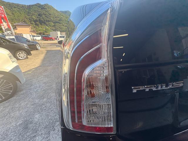 プリウス Ｓ　ローダウン／ＥＴＣ／バックカメラ／Ｂｌｕｅｔｏｏｔｈ接続／ナビ・テレビ／スマートキー／プッシュスタート／ＣＤ・ＤＶＤ再生／車検令和９年３月（28枚目）