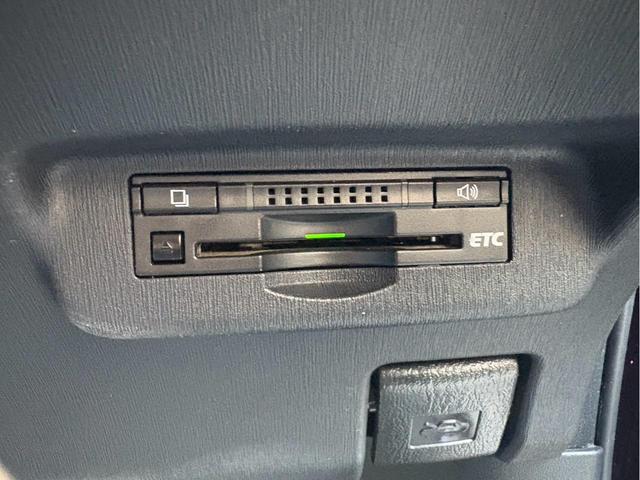 プリウス Ｓ　ローダウン／ＥＴＣ／バックカメラ／Ｂｌｕｅｔｏｏｔｈ接続／ナビ・テレビ／スマートキー／プッシュスタート／ＣＤ・ＤＶＤ再生／車検令和９年３月（31枚目）