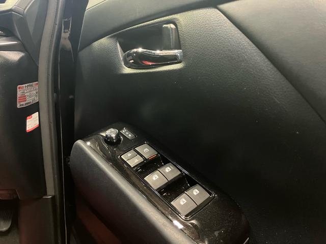 ヴェルファイア ２．５Ｚ　Ａエディション　ゴールデンアイズ　ＴＲＤエアロ・マフラー／１１インチアルパインナビ／１２．８インチアルパイン後席モニタ／Ｂｌｕｅｔｏｏｔｈ接続／両側電動スライドドア／ＥＴＣ／ＣＤ・ＤＶＤ再生／スマートキー／１８インチアルミホイール（8枚目）