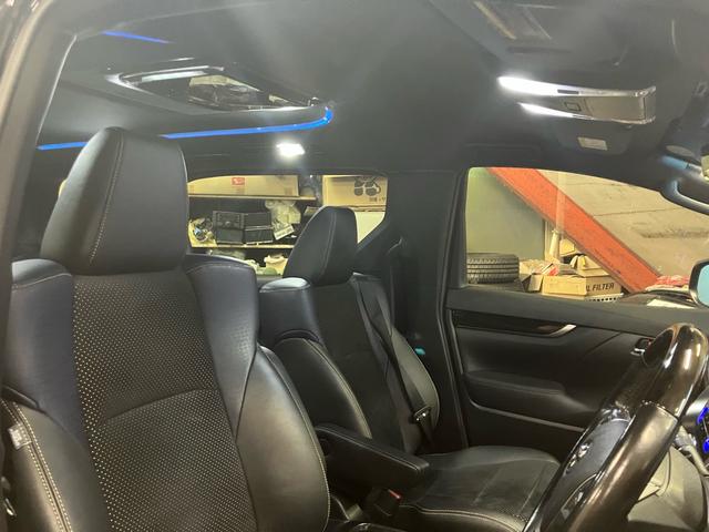 ヴェルファイア ２．５Ｚ　Ａエディション　ゴールデンアイズ　ＴＲＤエアロ・マフラー／１１インチアルパインナビ／１２．８インチアルパイン後席モニタ／Ｂｌｕｅｔｏｏｔｈ接続／両側電動スライドドア／ＥＴＣ／ＣＤ・ＤＶＤ再生／スマートキー／１８インチアルミホイール（11枚目）