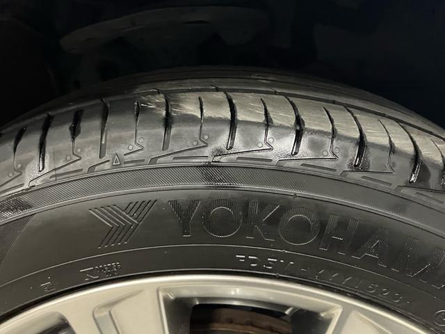 ヴェルファイア ２．５Ｚ　Ａエディション　ゴールデンアイズ　ＴＲＤエアロ・マフラー／１１インチアルパインナビ／１２．８インチアルパイン後席モニタ／Ｂｌｕｅｔｏｏｔｈ接続／両側電動スライドドア／ＥＴＣ／ＣＤ・ＤＶＤ再生／スマートキー／１８インチアルミホイール（27枚目）