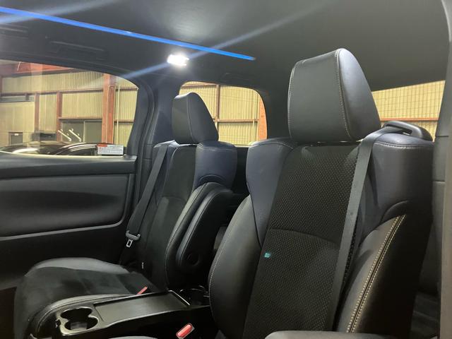 ヴェルファイア ２．５Ｚ　Ａエディション　ゴールデンアイズ　ＴＲＤエアロ・マフラー／１１インチアルパインナビ／１２．８インチアルパイン後席モニタ／Ｂｌｕｅｔｏｏｔｈ接続／両側電動スライドドア／ＥＴＣ／ＣＤ・ＤＶＤ再生／スマートキー／１８インチアルミホイール（35枚目）