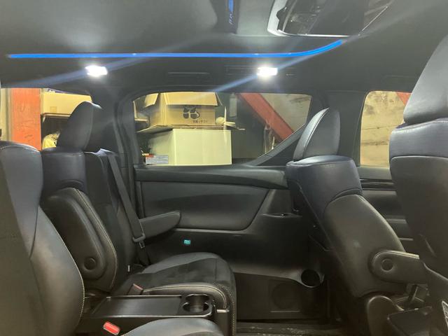 ヴェルファイア ２．５Ｚ　Ａエディション　ゴールデンアイズ　ＴＲＤエアロ・マフラー／１１インチアルパインナビ／１２．８インチアルパイン後席モニタ／Ｂｌｕｅｔｏｏｔｈ接続／両側電動スライドドア／ＥＴＣ／ＣＤ・ＤＶＤ再生／スマートキー／１８インチアルミホイール（41枚目）