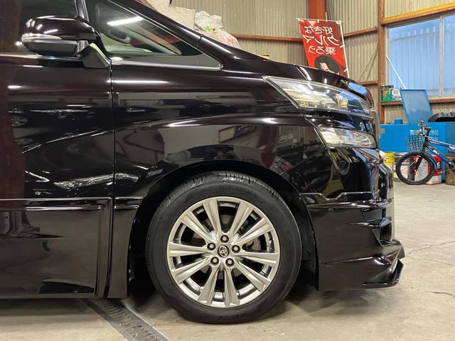 ヴェルファイア ２．５Ｚ　Ａエディション　ゴールデンアイズ　ＴＲＤエアロ・マフラー／１１インチアルパインナビ／１２．８インチアルパイン後席モニタ／Ｂｌｕｅｔｏｏｔｈ接続／両側電動スライドドア／ＥＴＣ／ＣＤ・ＤＶＤ再生／スマートキー／１８インチアルミホイール（46枚目）