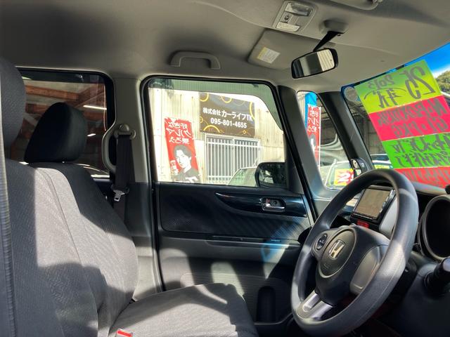 Ｎ－ＢＯＸカスタム Ｇ・Ｌパッケージ　ナビ・フルセグＴＶ／ＥＴＣ／バックカメラ／Ｂｌｕｅｔｏｏｔｈ接続／ＣＤ・ＤＶＤ再生／左リアパワースライドドア／プッシュスタート／スマートキー／ベンチシート／１４インチアルミホイール（11枚目）