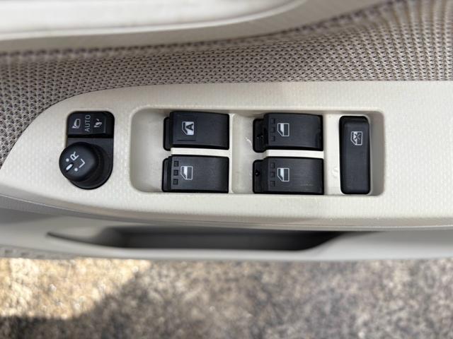 ムーヴ Ｘ　ＳＡＩＩ　ナビ・テレビ／ＥＴＣ／プッシュスタート／スマートキー２個／アルミホイール／（9枚目）