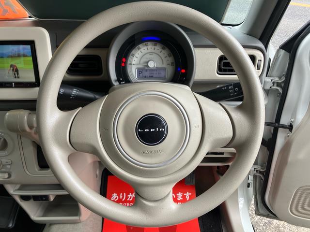 アルトラパン Ｌ　Ｂｌｕｅｔｏｏｔｈ接続／ナビ・フルセグＴＶ／バックカメラ／ＥＴＣ／プッシュスタート／スマートキー／シートヒーター／アイドリングストップ／ＤＶＤ再生／ベンチシート（11枚目）