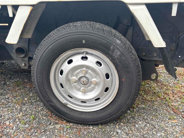 サンバートラック ＴＢ　ＡＴ　エアコン　パワーステアリング　運転席エアバッグ　カセット（15枚目）
