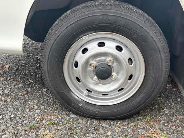 サンバートラック ＴＢ　ＡＴ　エアコン　パワーステアリング　運転席エアバッグ　カセット（16枚目）