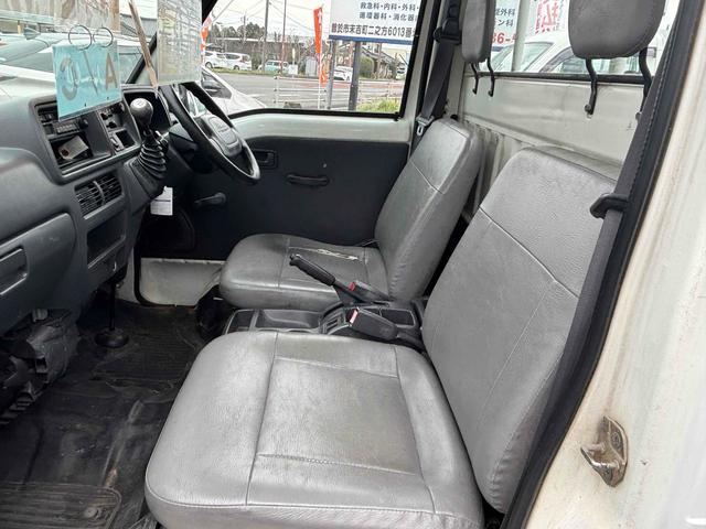 サンバートラック ＴＢ　ＡＴ　エアコン　パワーステアリング　運転席エアバッグ　カセット（26枚目）