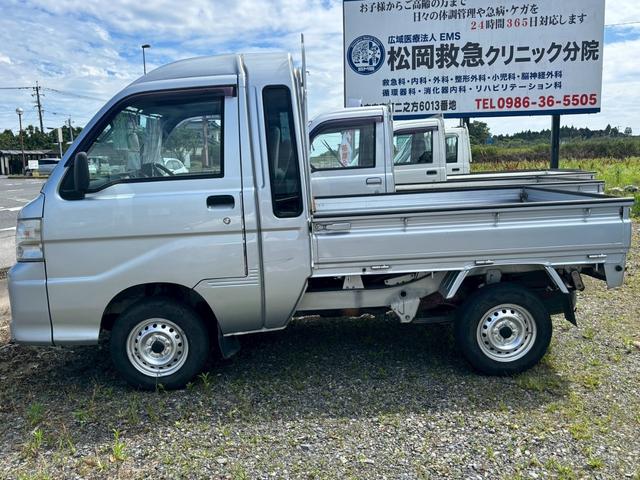 ハイゼットトラック ジャンボ　４ＷＤ　エアコン　ＡＴ車　キーレス（13枚目）