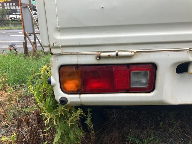 アクティトラック 　４ＷＤ　ＭＴ　エアコン　パワーステアリング　運転席エアバッグ（21枚目）