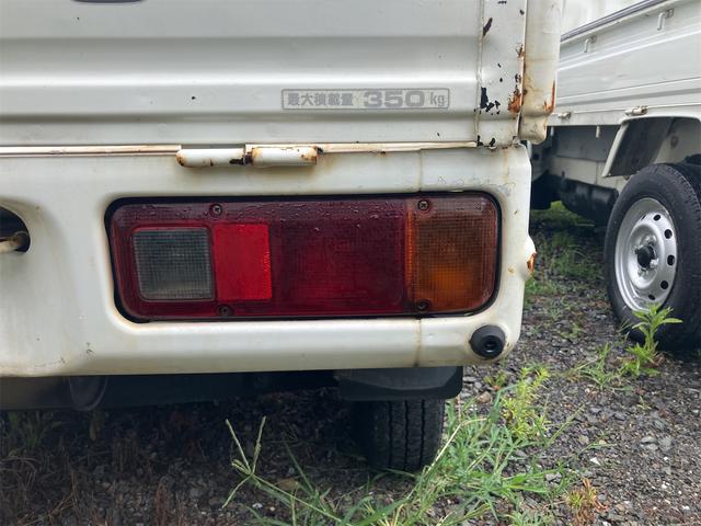 アクティトラック 　４ＷＤ　ＭＴ　エアコン　パワーステアリング　運転席エアバッグ（22枚目）