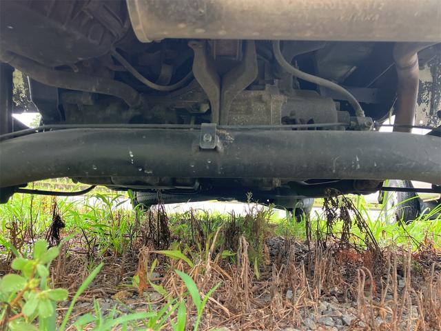 アクティトラック 　４ＷＤ　ＭＴ　エアコン　パワーステアリング　運転席エアバッグ（24枚目）
