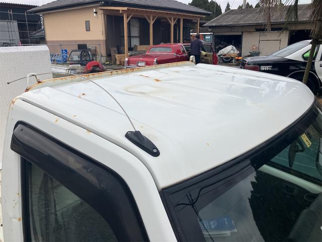 クリッパートラック 　ＭＴ　ＥＴＣ　エアコン　パワーステアリング　運転席エアバッグ（11枚目）