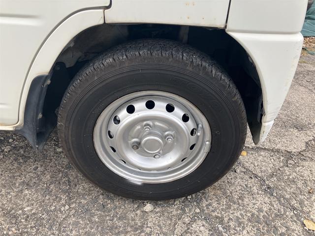 クリッパートラック 　ＭＴ　ＥＴＣ　エアコン　パワーステアリング　運転席エアバッグ（12枚目）