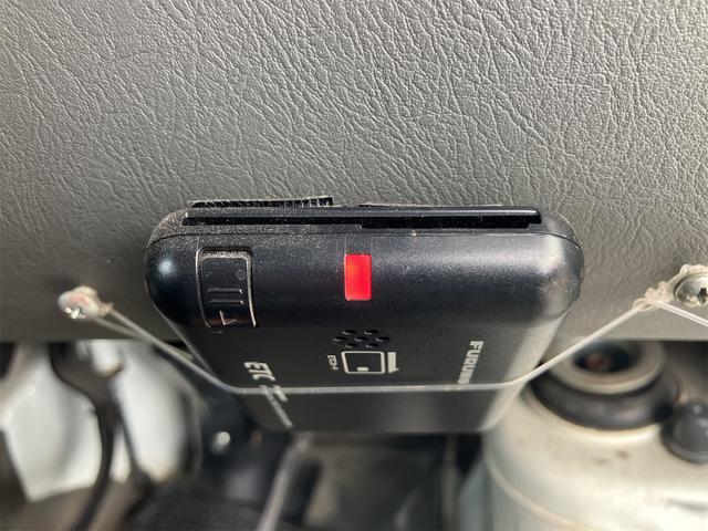 クリッパートラック 　ＭＴ　ＥＴＣ　エアコン　パワーステアリング　運転席エアバッグ（48枚目）