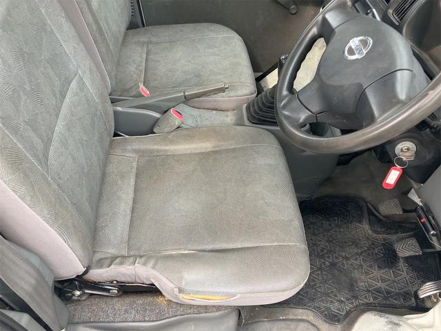 クリッパートラック 　ＭＴ　ＥＴＣ　エアコン　パワーステアリング　運転席エアバッグ（56枚目）