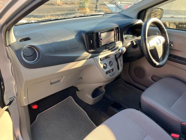 ミライース Ｘ　ＳＡ　ナビ　ＴＶ　アイドリングストップ　ＥＴＣ　キーレスエントリー　純正アルミホイール（9枚目）