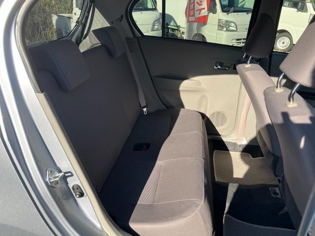 ミライース Ｘ　ＳＡ　ナビ　ＴＶ　アイドリングストップ　ＥＴＣ　キーレスエントリー　純正アルミホイール（10枚目）