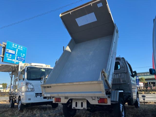 キャリイトラック KU エアコン・パワステ 3方開 4WD ダンプ 5速マニュアル車 ラジオ(7枚目)