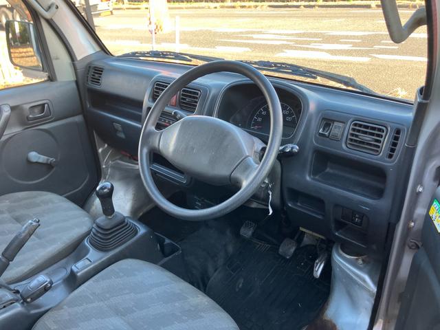 キャリイトラック KU エアコン・パワステ 3方開 4WD ダンプ 5速マニュアル車 ラジオ(13枚目)