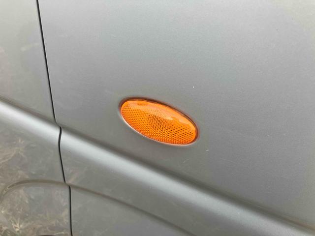 エブリイ ＰＣ　４ＷＤ　軽バン　ＡＴ　両側スライドドア　キーレスエントリー　盗難防止システム　エアコン　パワーステアリング　パワーウィンドウ　運転席エアバッグ　助手席エアバッグ（11枚目）