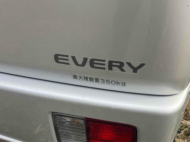 エブリイ ＰＣ　４ＷＤ　軽バン　ＡＴ　両側スライドドア　キーレスエントリー　盗難防止システム　エアコン　パワーステアリング　パワーウィンドウ　運転席エアバッグ　助手席エアバッグ（22枚目）