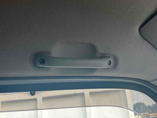 エブリイ ＰＣ　４ＷＤ　軽バン　ＡＴ　両側スライドドア　キーレスエントリー　盗難防止システム　エアコン　パワーステアリング　パワーウィンドウ　運転席エアバッグ　助手席エアバッグ（37枚目）