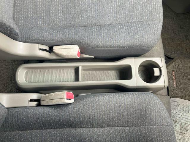 エブリイ ＰＣ　４ＷＤ　軽バン　ＡＴ　両側スライドドア　キーレスエントリー　盗難防止システム　エアコン　パワーステアリング　パワーウィンドウ　運転席エアバッグ　助手席エアバッグ（49枚目）