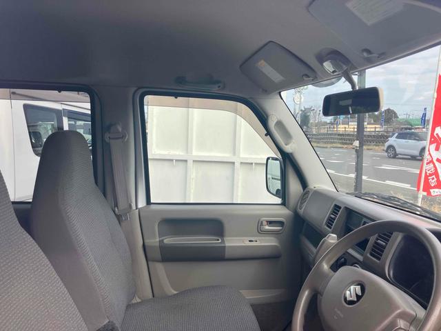 エブリイ ＰＣ　４ＷＤ　軽バン　ＡＴ　両側スライドドア　キーレスエントリー　盗難防止システム　エアコン　パワーステアリング　パワーウィンドウ　運転席エアバッグ　助手席エアバッグ（53枚目）