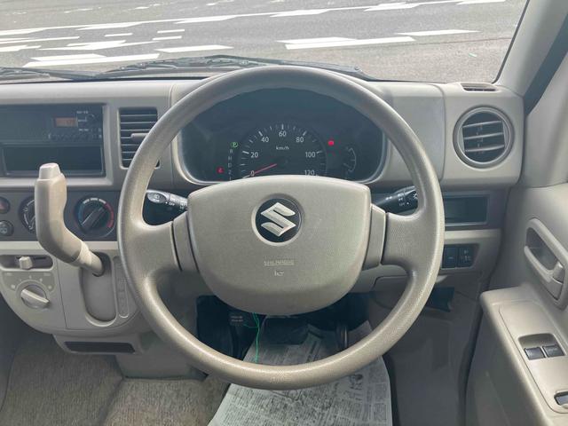 エブリイ ＰＣ　４ＷＤ　軽バン　ＡＴ　両側スライドドア　キーレスエントリー　盗難防止システム　エアコン　パワーステアリング　パワーウィンドウ　運転席エアバッグ　助手席エアバッグ（61枚目）