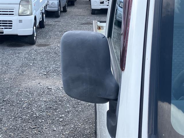 ピクシストラック 　軽トラック　ＭＴ　エアコン　パワーステアリング　運転席エアバッグ（8枚目）