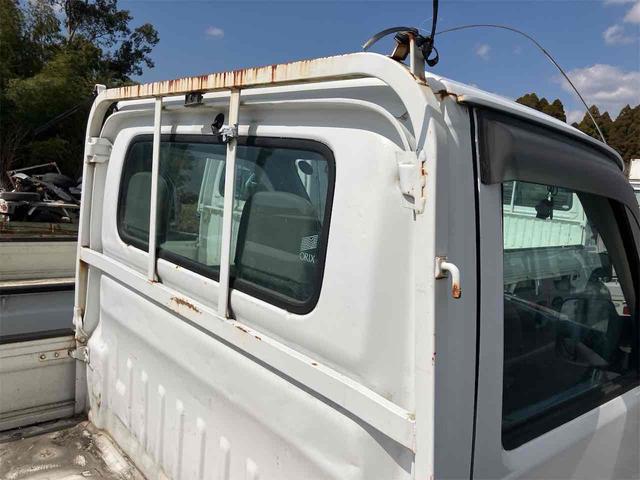 アクティトラック アタック　４ＷＤ　ＭＴ　エアコン　運転席エアバッグ（15枚目）