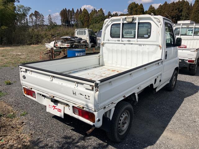 アクティトラック ＳＤＸ　４ＷＤ　ＭＴ　エアコン　パワーステアリング　運転席エアバッグ　ＣＤ（8枚目）