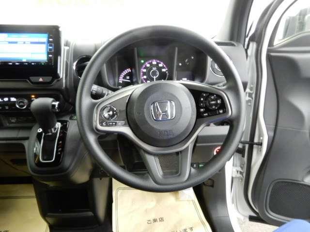 Lホンダセンシング 試乗車 禁煙車 メモリーナビフルセグTV バックカメラ ETC スマートキー プッシュスターター LEDヘッドライト 純正アルミ(11枚目)