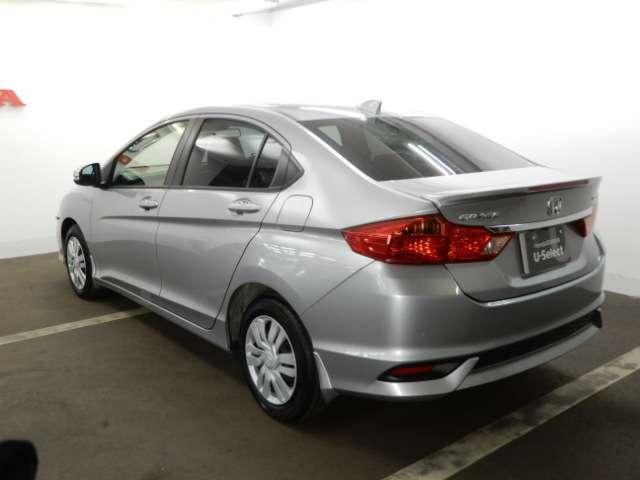 グレイス １ ５ ｌｘ 助手席回転シート車 ドライブレコーダー メモリーナビフルセグｔｖ バックカメラ ｅｔｃ スマートキー プッシュスターター ｌｅｄヘッドライト Carsmeet Web 自動車情報サイト Le Volant Carsmeet Web ル ボラン カーズミート ウェブ