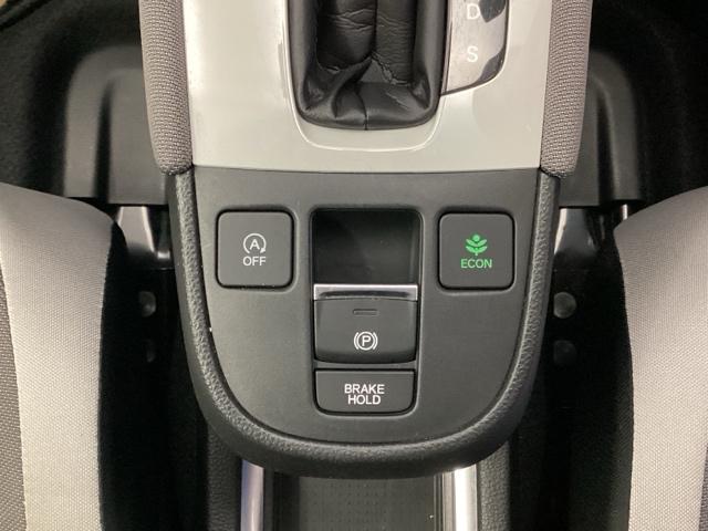 フィット クロスター　メモリーナビ　リアカメラ　ドラレコ　スマキ　Ｐセンサー　カーテンエアバッグ　衝突軽減　ＥＴＣ車載器　オートクルーズ　イモビライザー　ＬＥＤライト　横滑り防止機能　フルオートエアコン　キーレス　ＡＢＳ（19枚目）