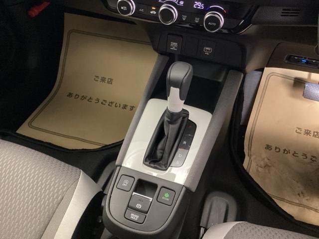 フィット クロスター　メモリーナビ　リアカメラ　ドラレコ　スマキ　Ｐセンサー　カーテンエアバッグ　衝突軽減　ＥＴＣ車載器　オートクルーズ　イモビライザー　ＬＥＤライト　横滑り防止機能　フルオートエアコン　キーレス　ＡＢＳ（28枚目）