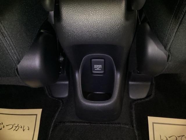 ヴェゼル Ｘ・ホンダセンシング　メモリーナビ　ドラレコ　ＥＴＣ　衝突被害軽減　運転席助手席エアバッグ　Ｒカメ　Ｄレコ　ＴＶナビ　セキュリティーアラーム　ＬＥＤヘッド　サイドカーテンエアバック　スマートキーシステム　パワーウインドウ（15枚目）