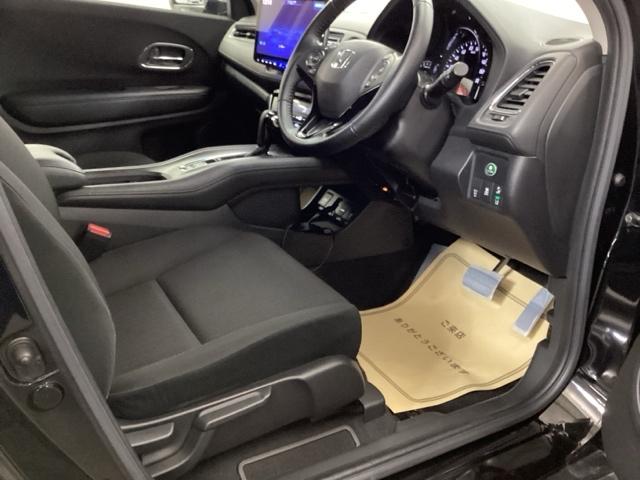 ヴェゼル Ｘ・ホンダセンシング　メモリーナビ　ドラレコ　ＥＴＣ　衝突被害軽減　運転席助手席エアバッグ　Ｒカメ　Ｄレコ　ＴＶナビ　セキュリティーアラーム　ＬＥＤヘッド　サイドカーテンエアバック　スマートキーシステム　パワーウインドウ（16枚目）